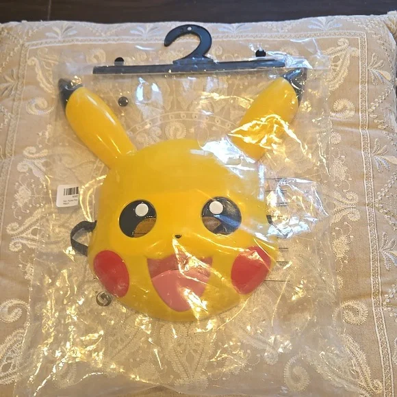 Yellow Pikachu Mask Costume Mask NWT - Picture 2 of 6